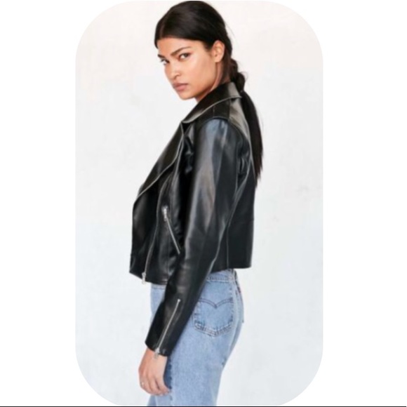 Silence + Noise Raw-Edge Vegan Leather Moto Jacket - Picture 4 of 8